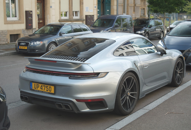 Porsche 992 Turbo