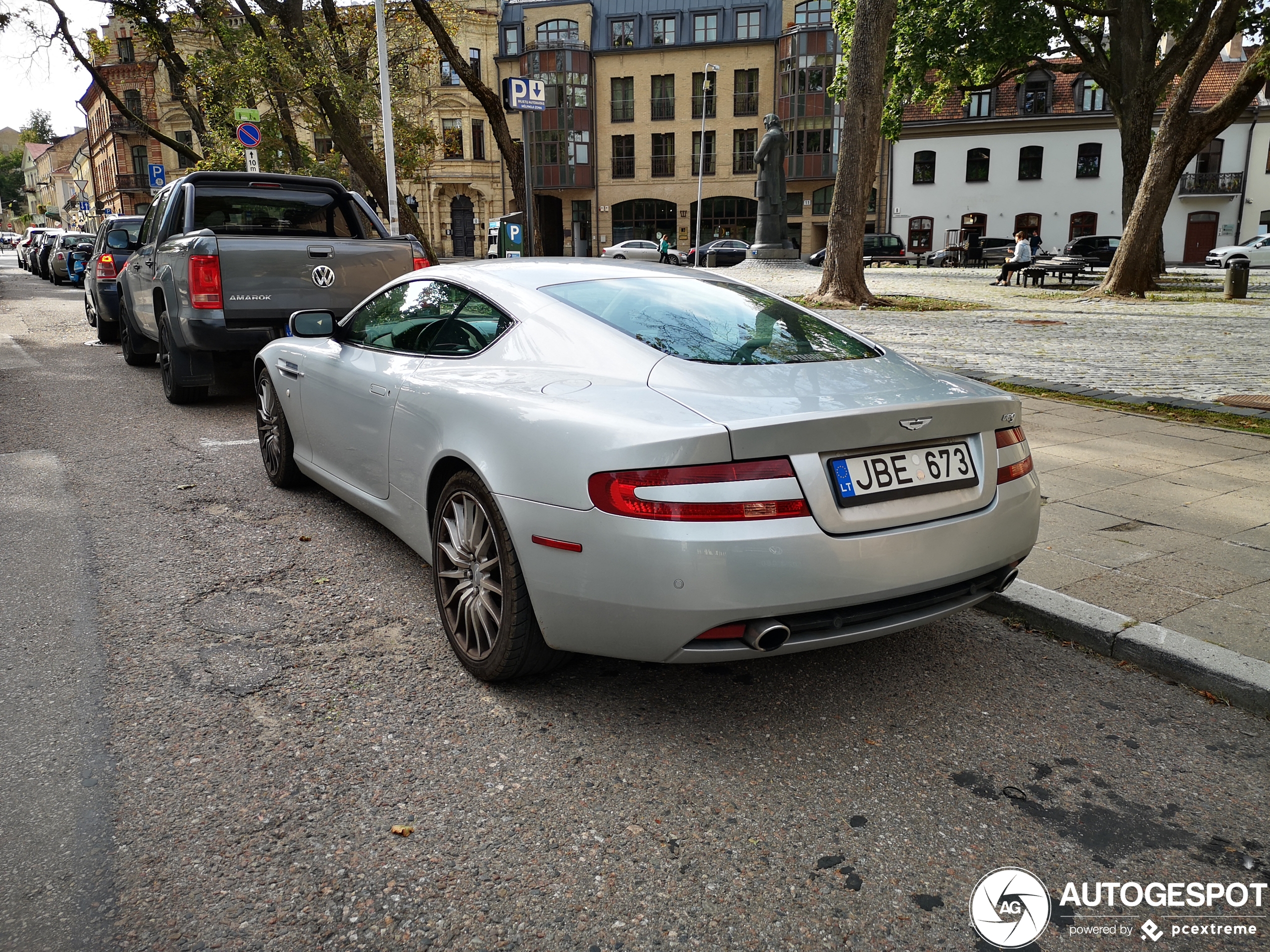 Aston Martin DB9