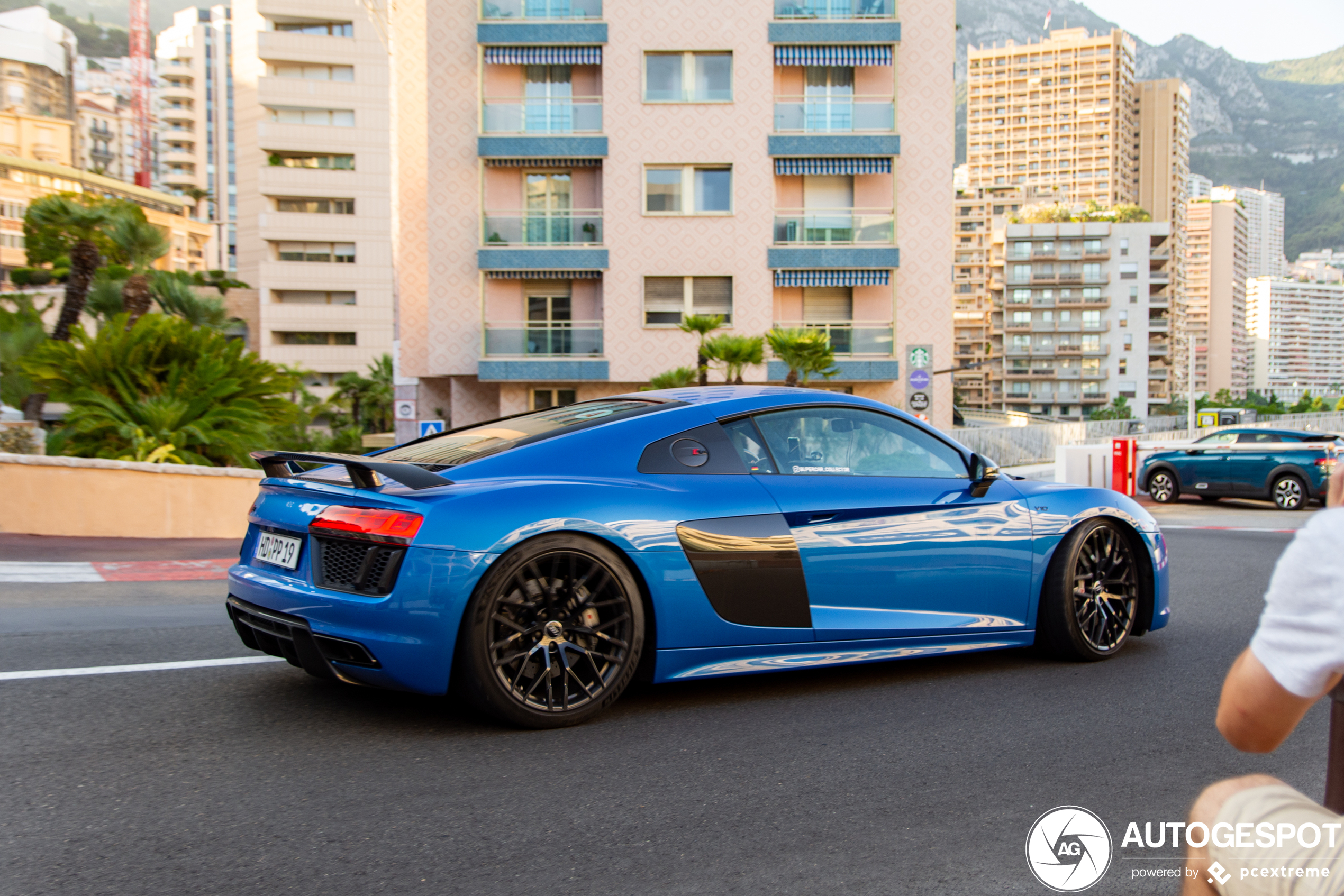 Audi R8 V10 Plus 2015