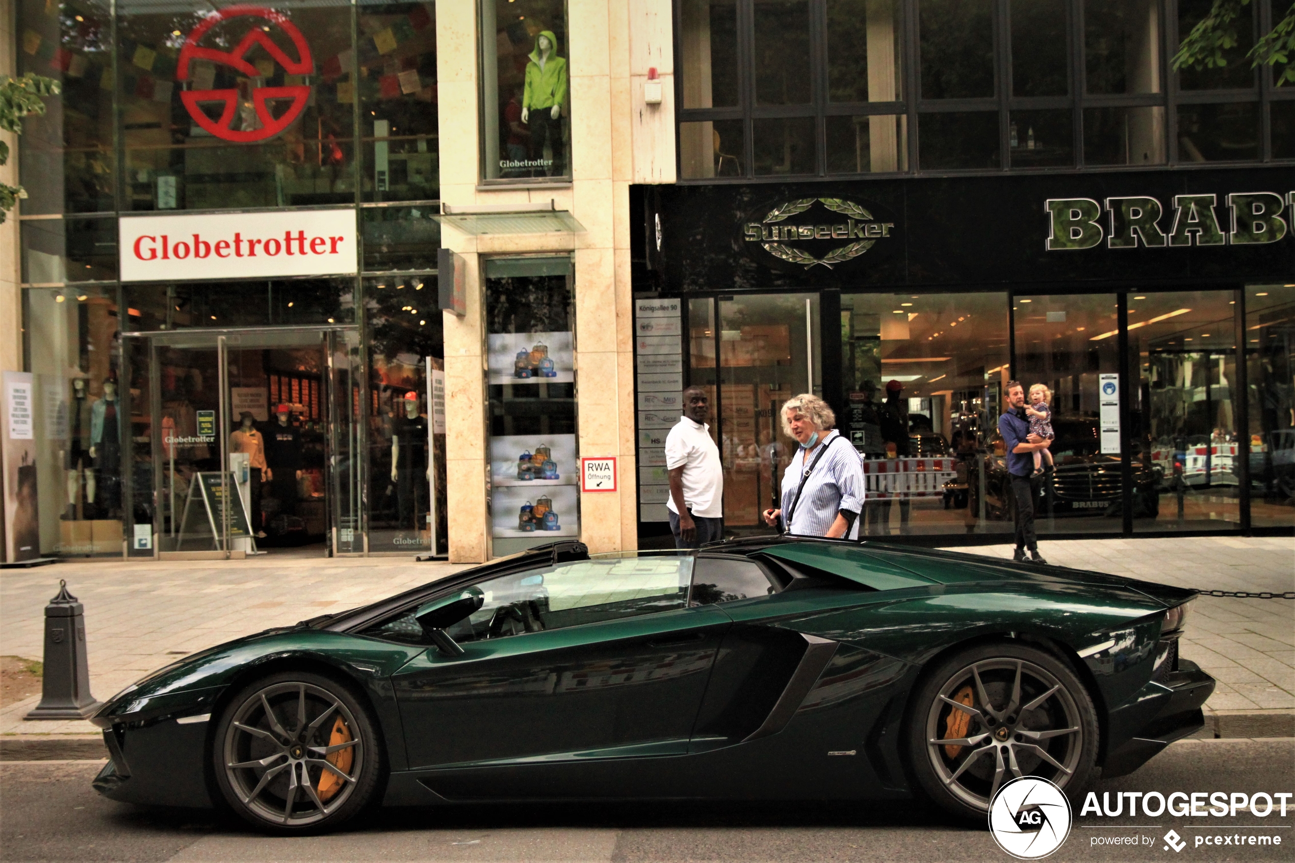 Lamborghini Aventador LP700-4 Roadster