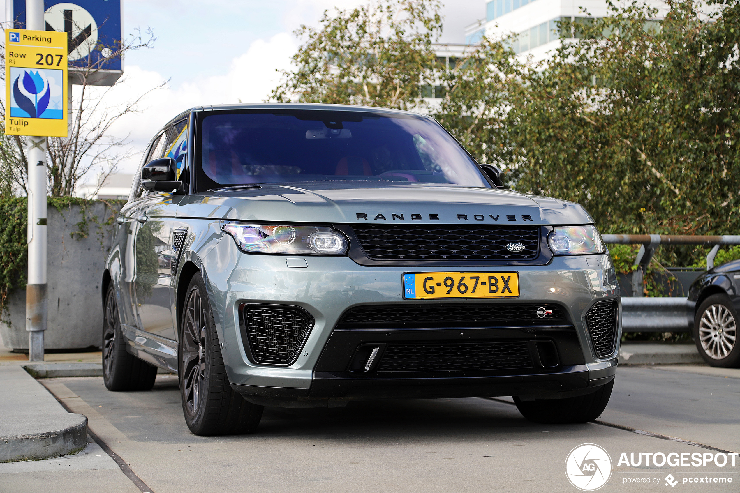 Land Rover Range Rover Sport SVR