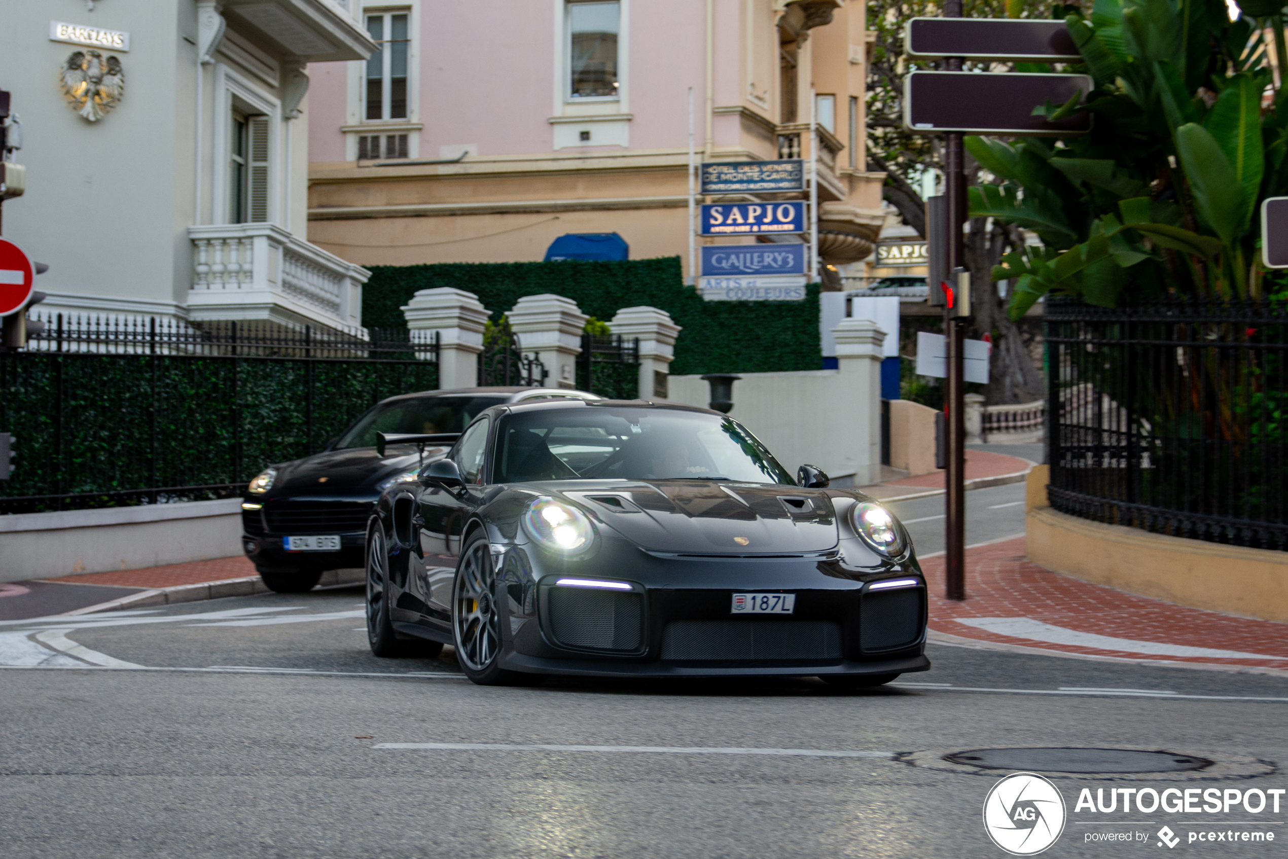 Porsche 991 GT2 RS Weissach Package