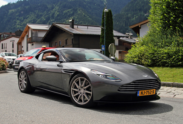 Aston Martin DB11