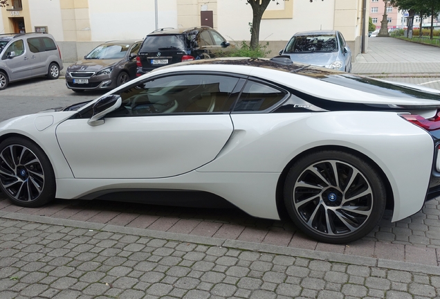 BMW i8 2018