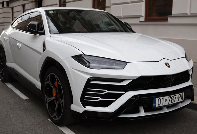 Lamborghini Urus