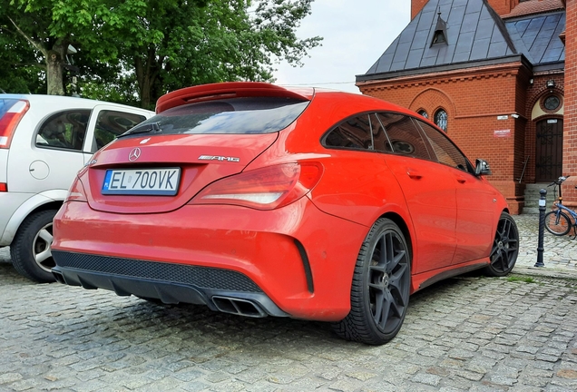 Mercedes-Benz CLA 45 AMG Shooting Brake