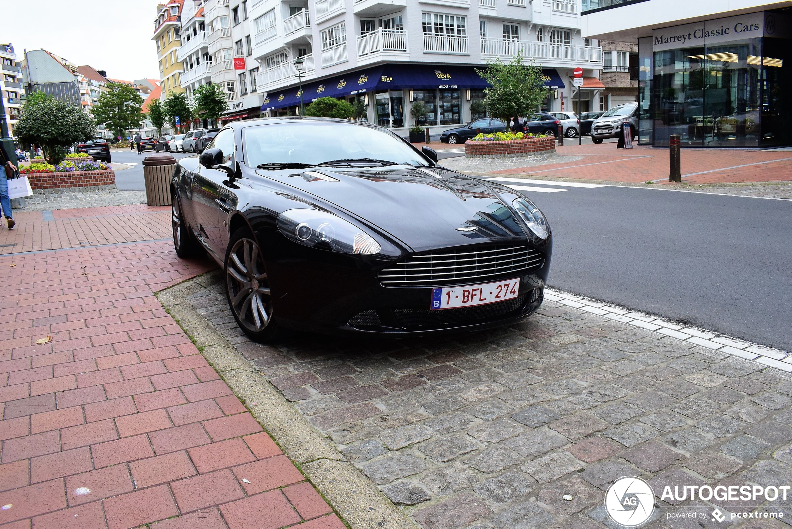 Aston Martin DB9 2010