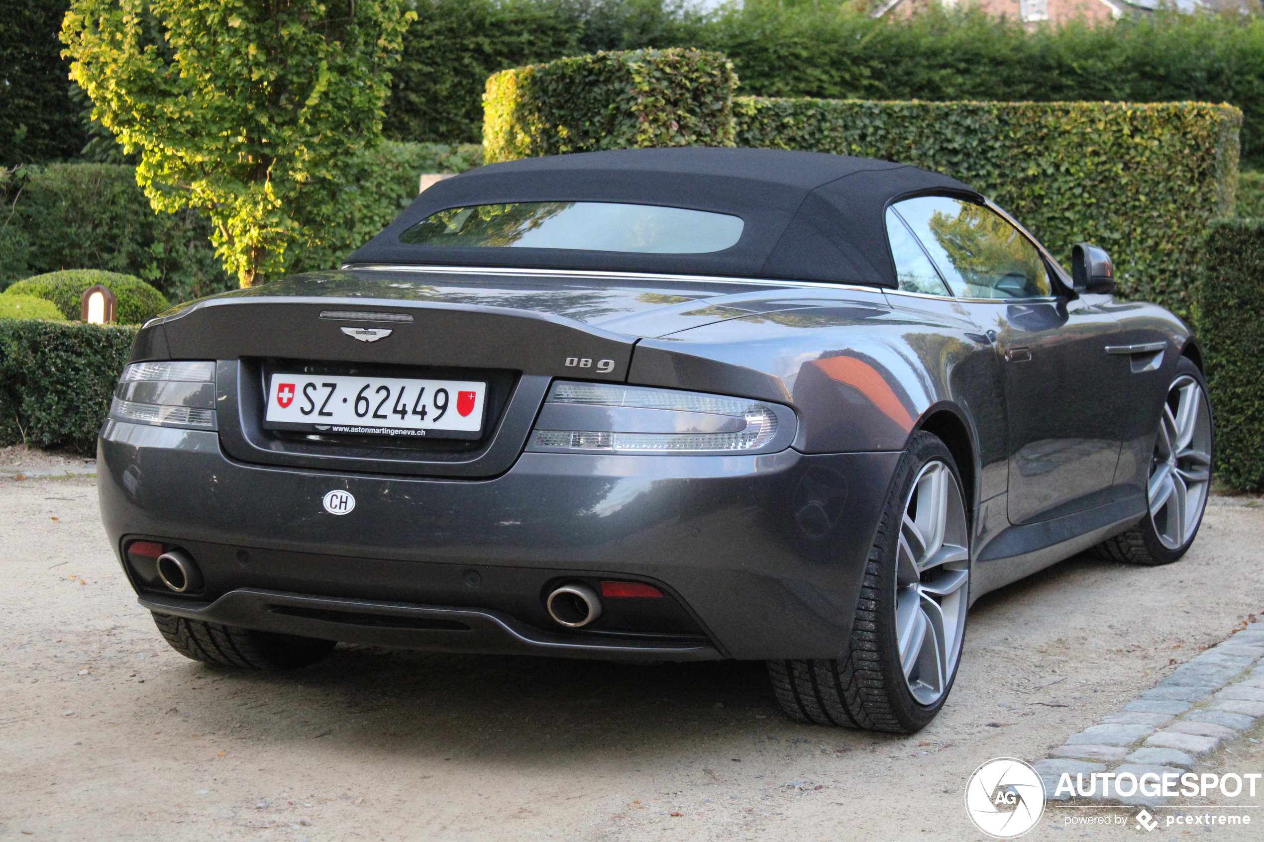 Aston Martin DB9 Volante 2013