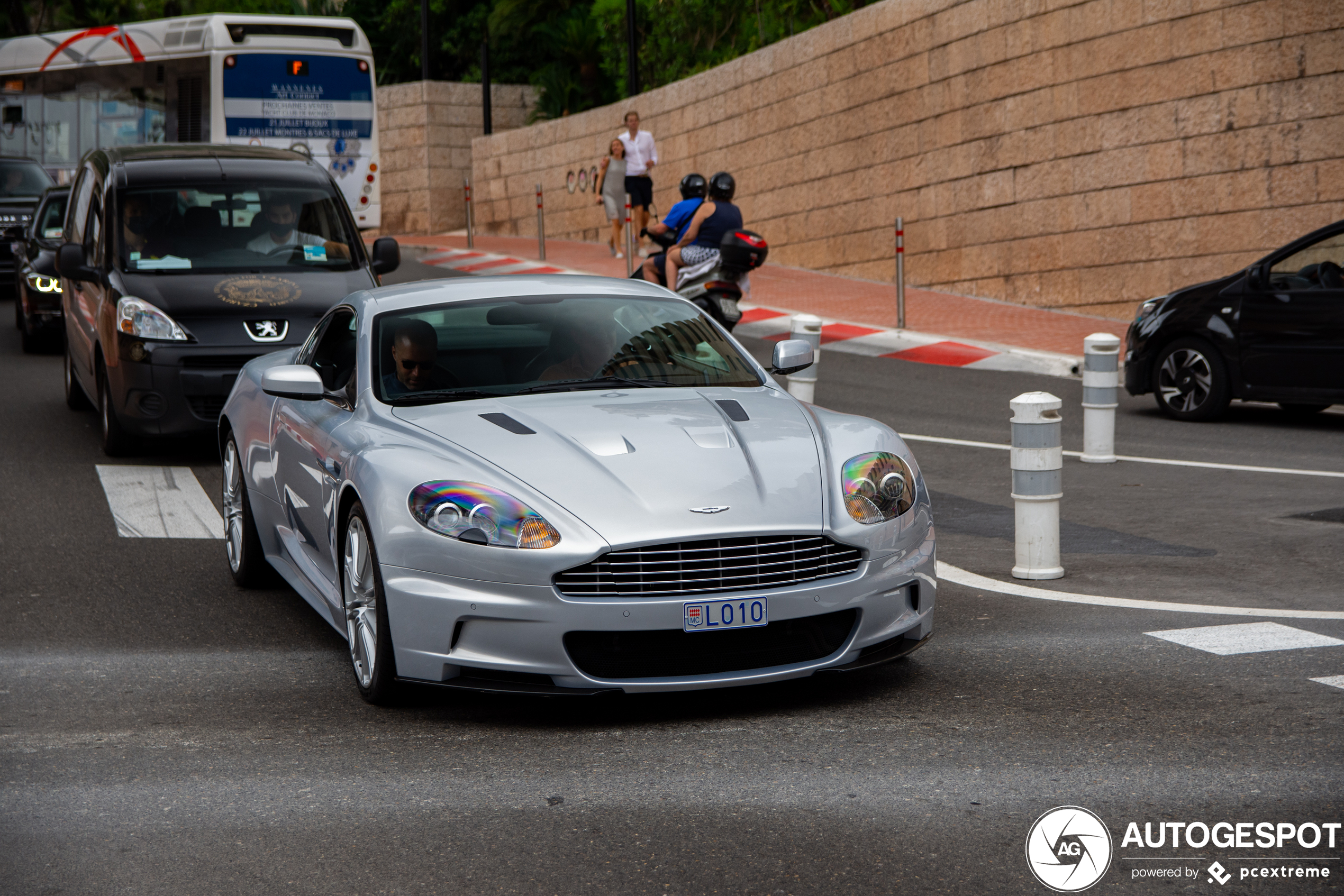 Aston Martin DBS