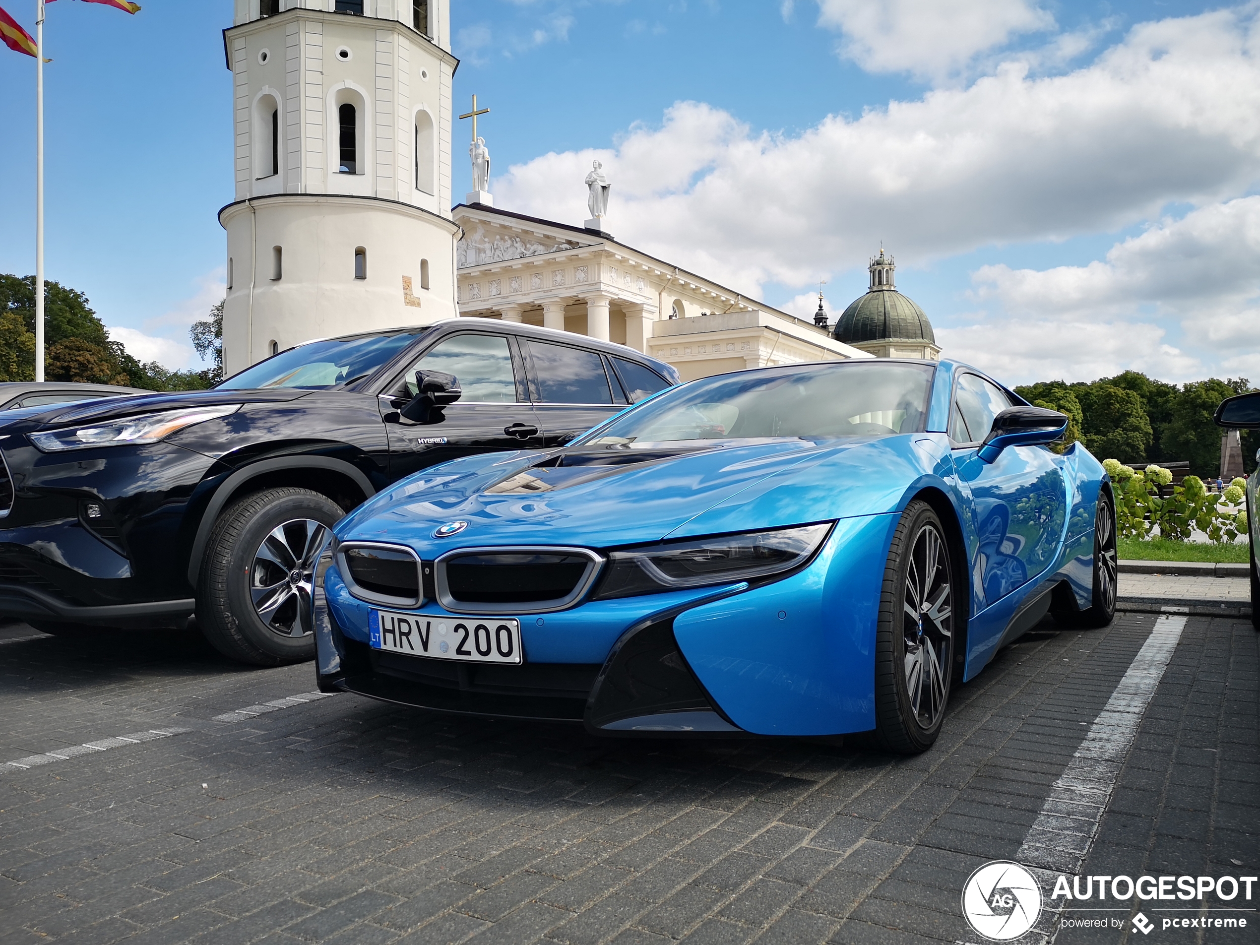 BMW i8