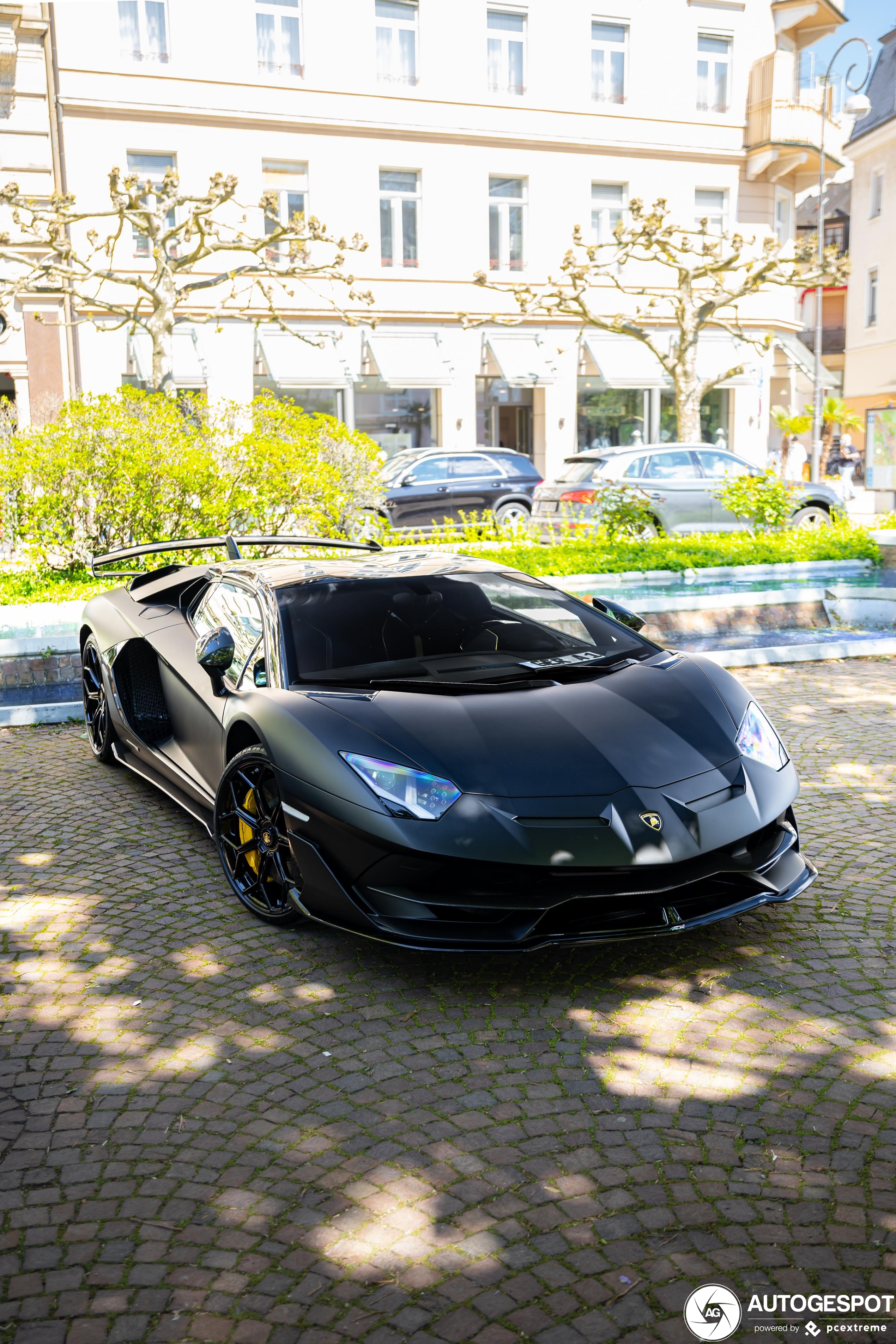 Lamborghini Aventador LP770-4 SVJ Roadster