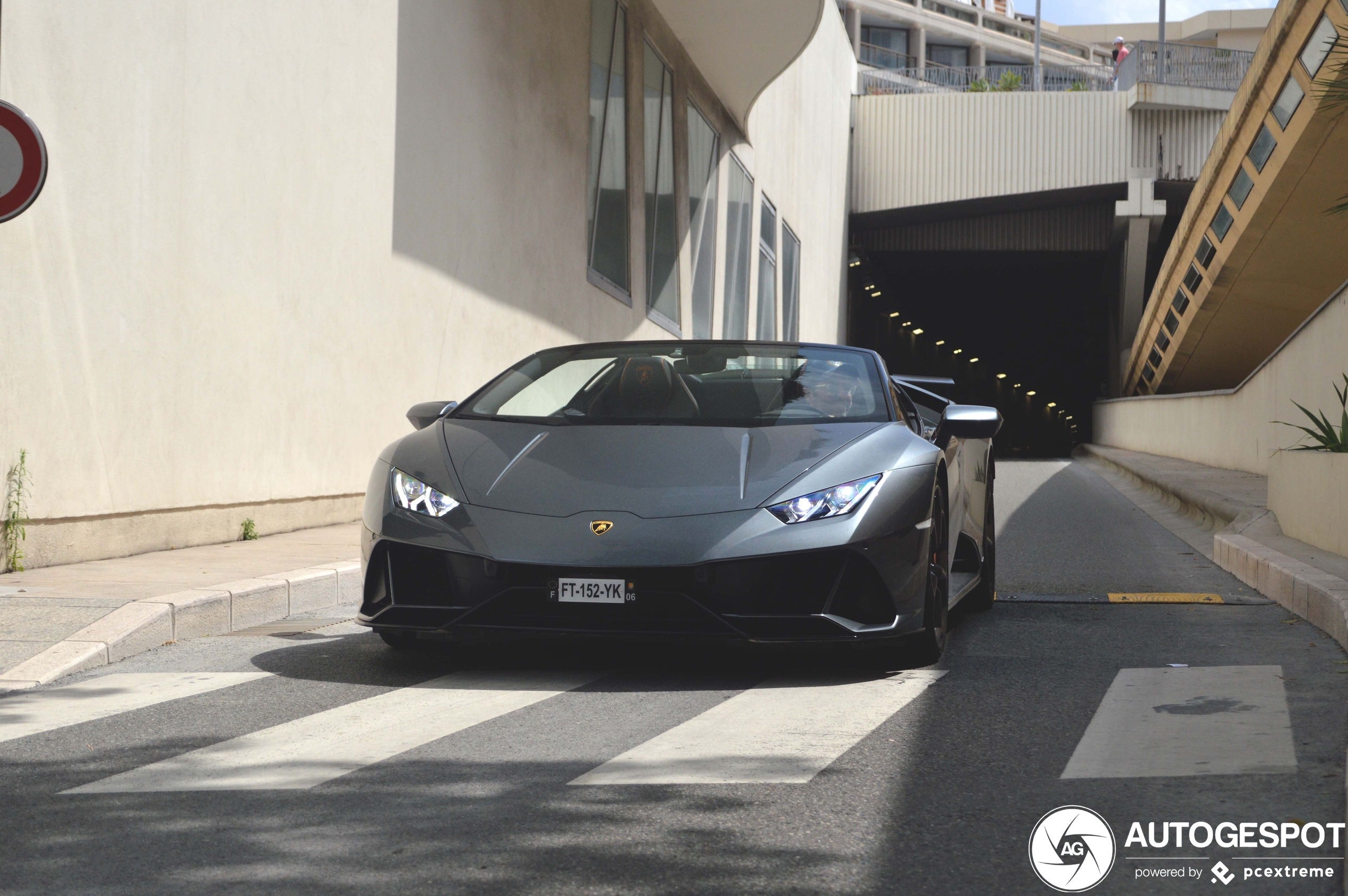 Lamborghini Huracán LP640-4 EVO Spyder