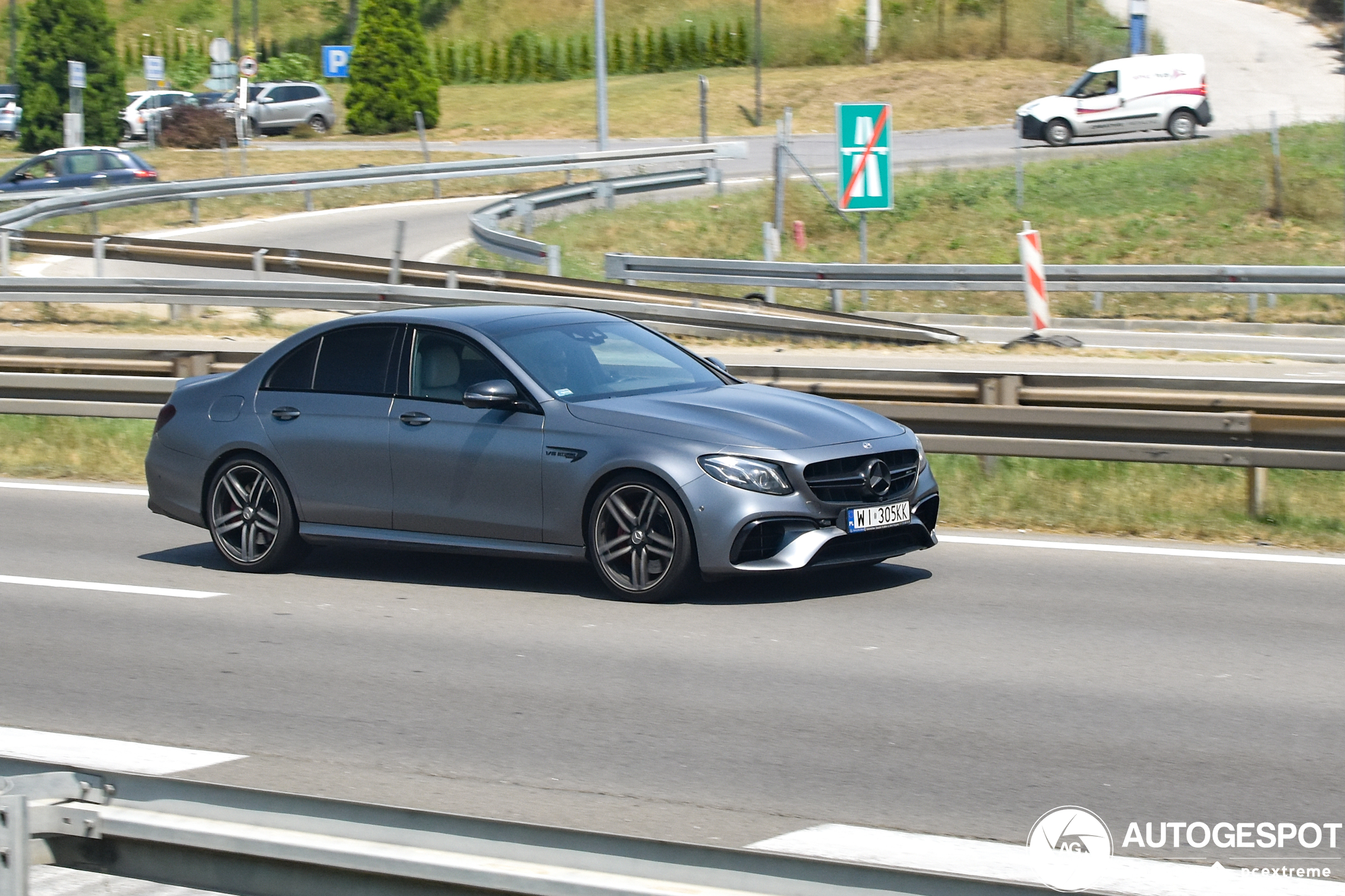 Mercedes-AMG E 63 S W213