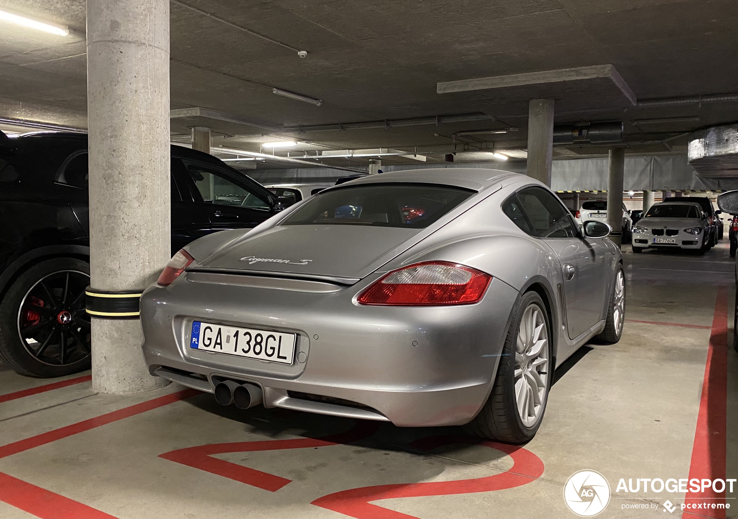 Porsche 987 Cayman S