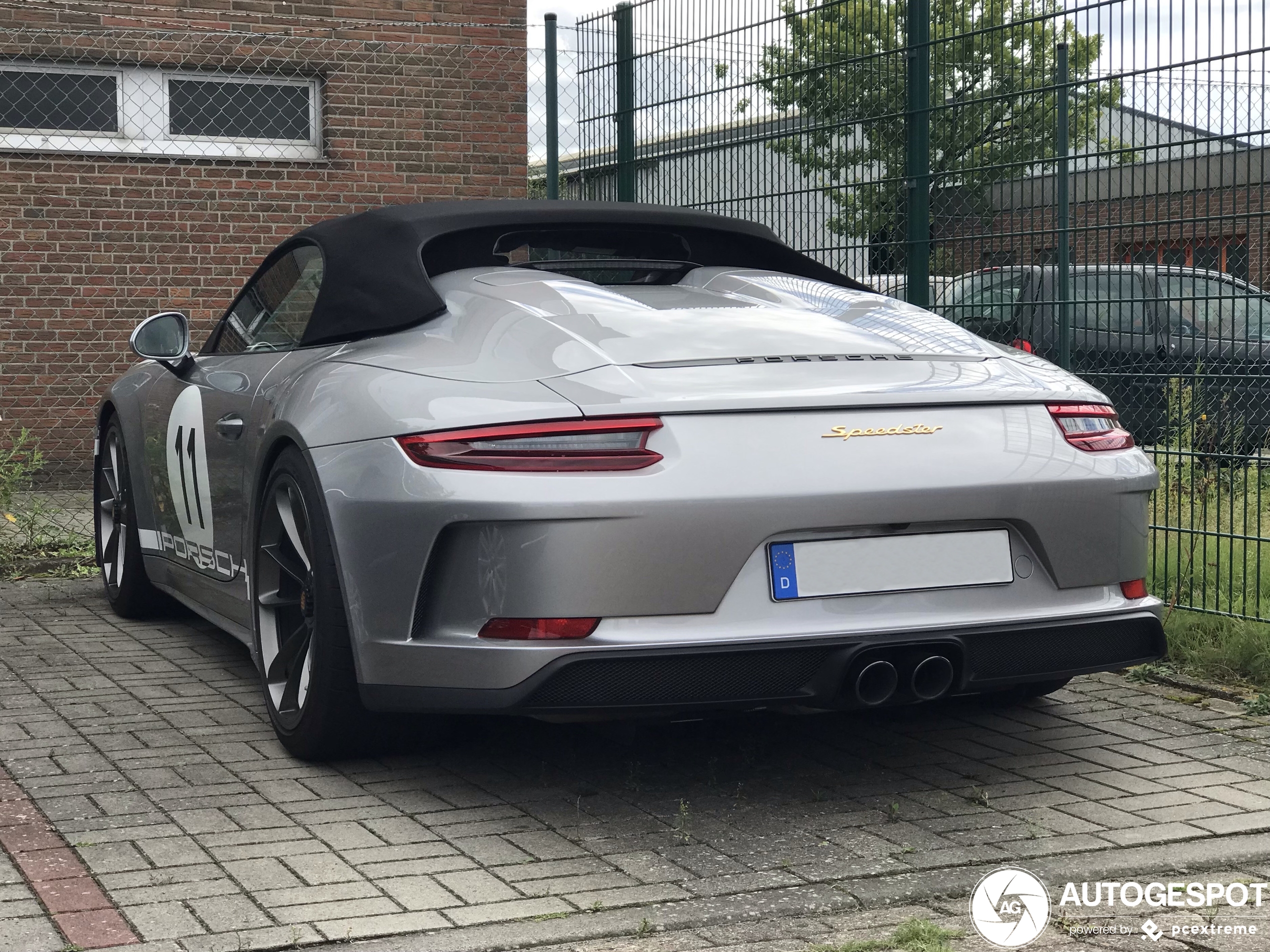 Porsche 991 Speedster Heritage Package