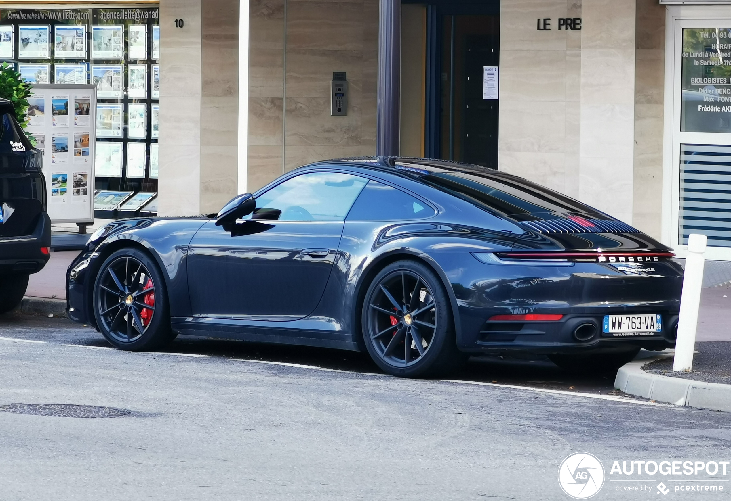 Porsche 992 Carrera 4S