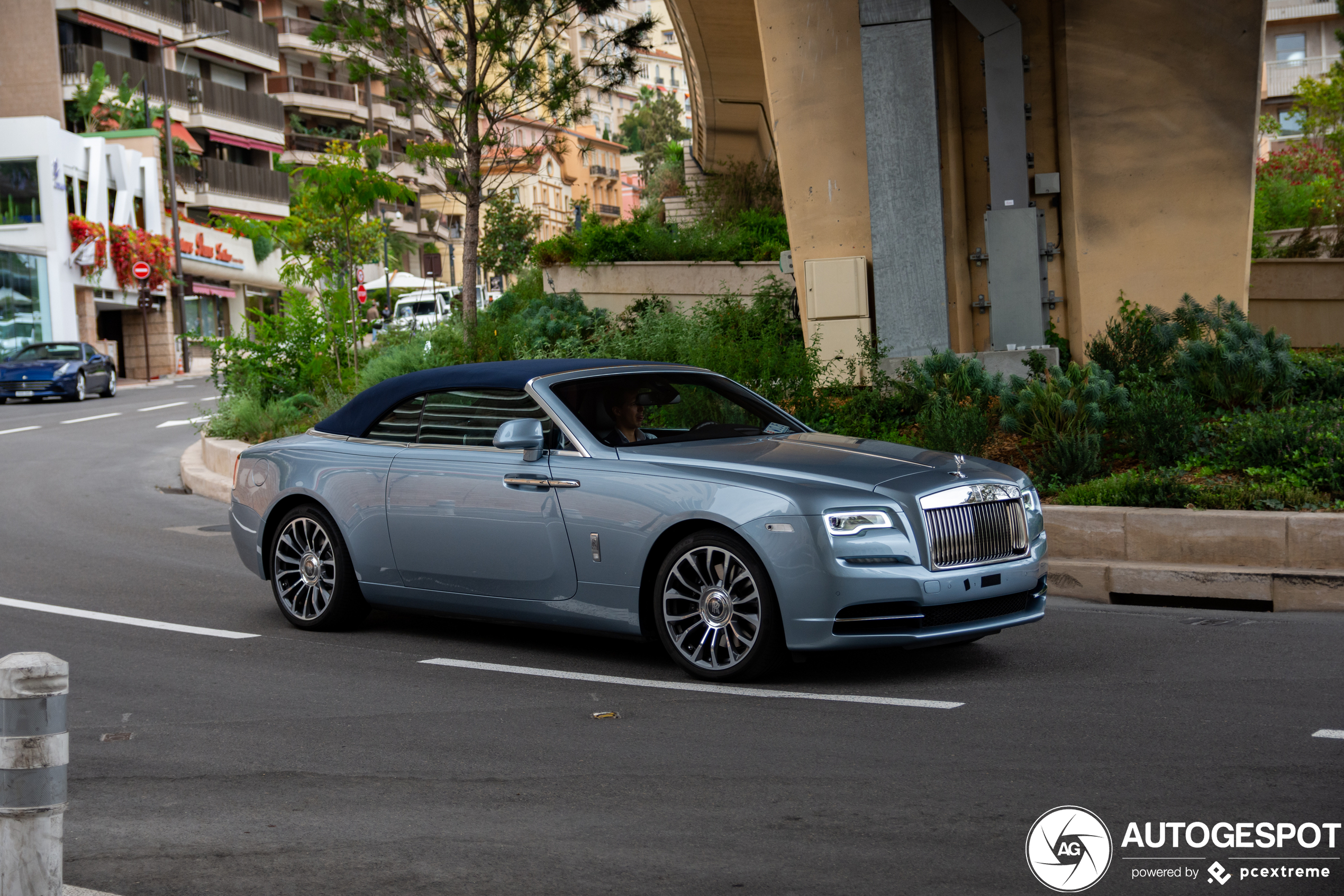 Rolls-Royce Dawn