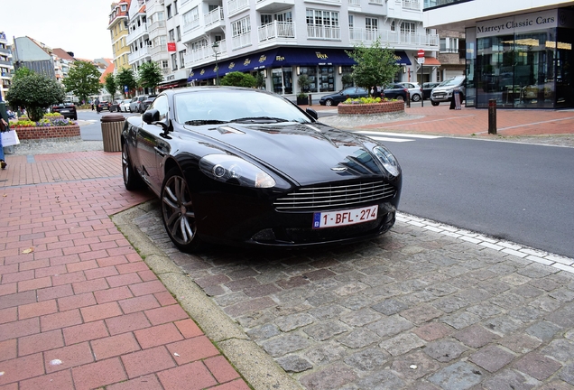 Aston Martin DB9 2010