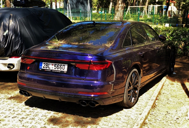 Audi S8 D5