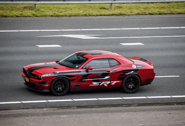 Dodge Challenger SRT-8 392