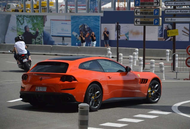 Ferrari GTC4Lusso