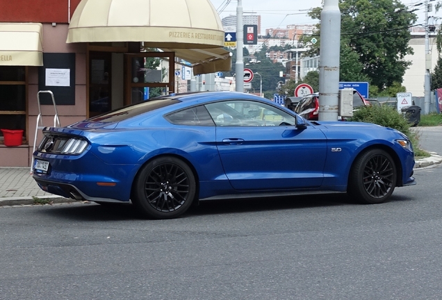 Ford Mustang GT 2015