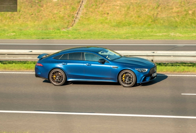 Mercedes-AMG GT 63 S X290