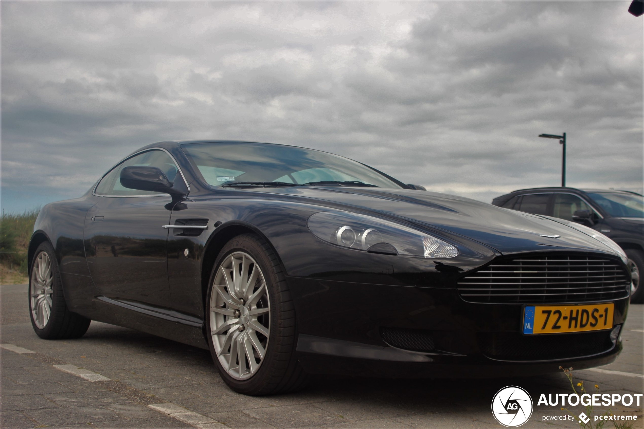 Aston Martin DB9