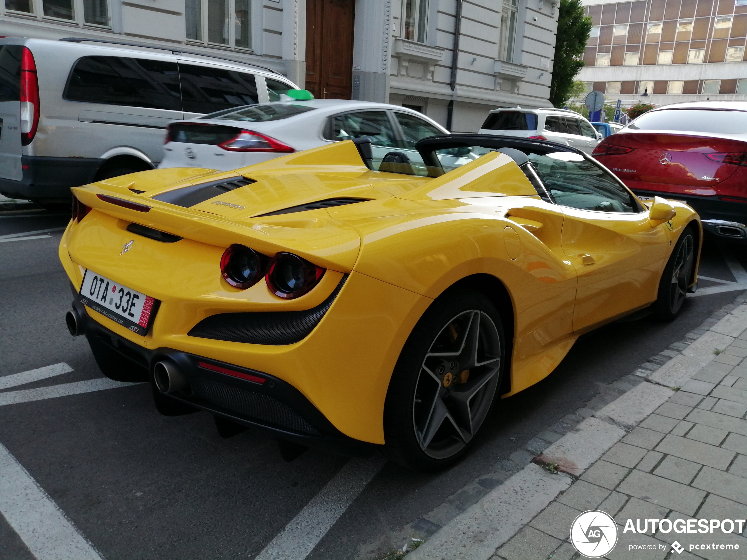 Ferrari F8 Spider