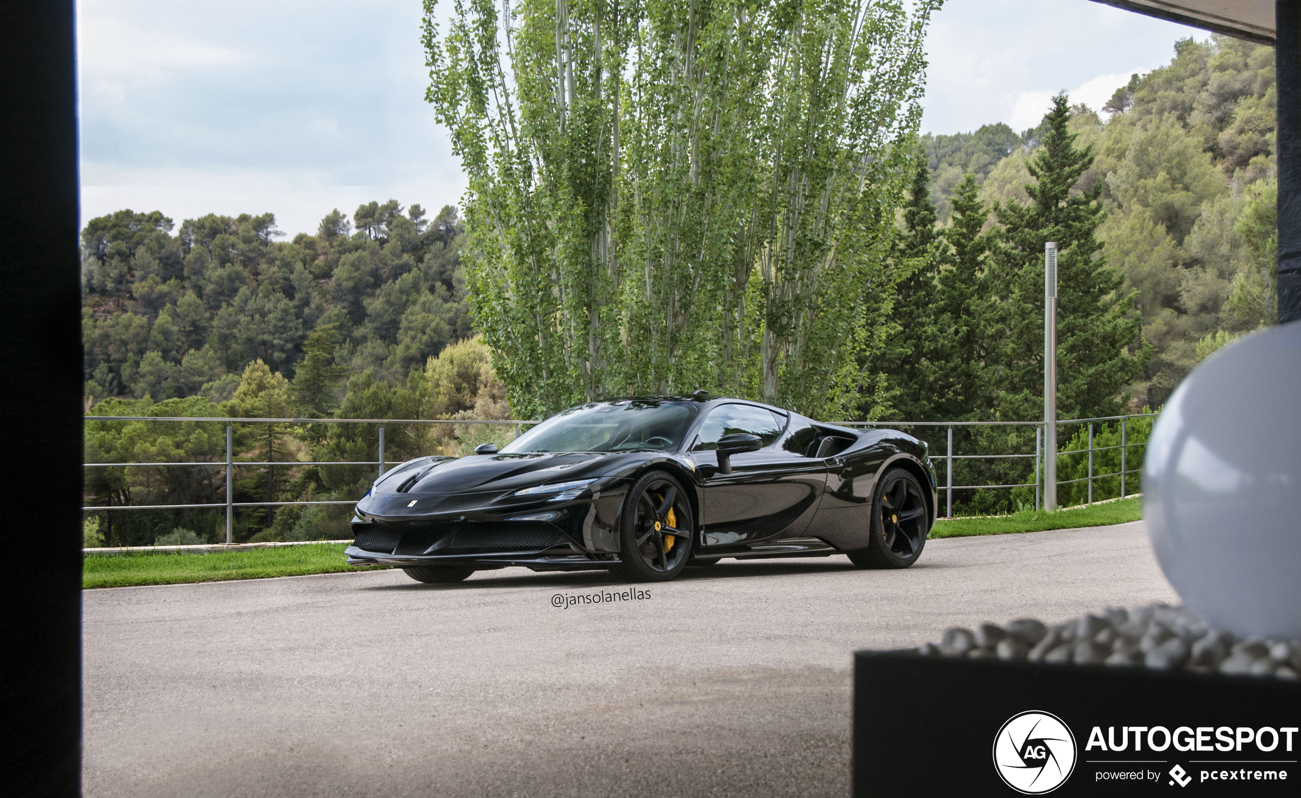 Ferrari SF90 Stradale Assetto Fiorano