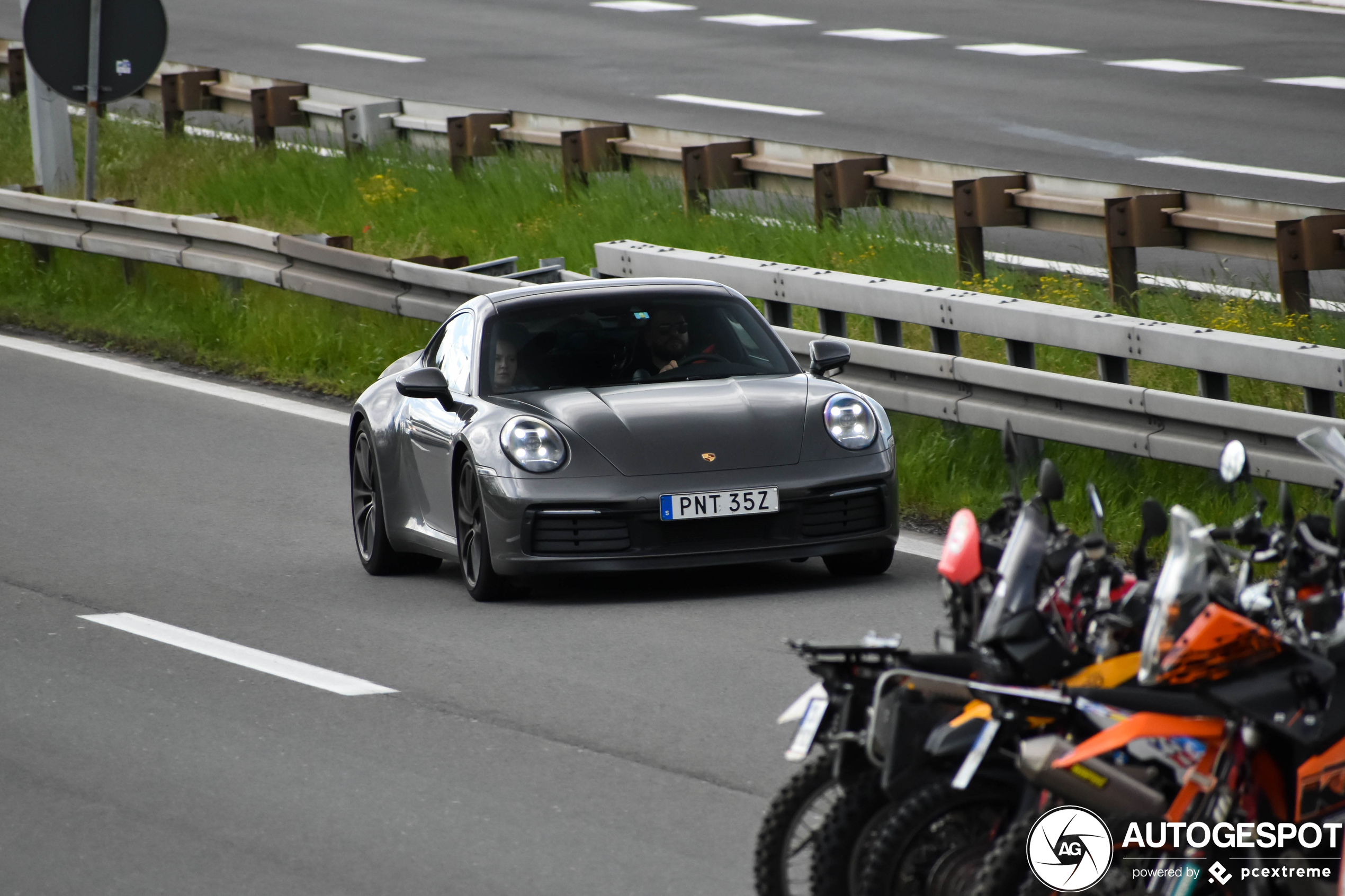 Porsche 992 Carrera S