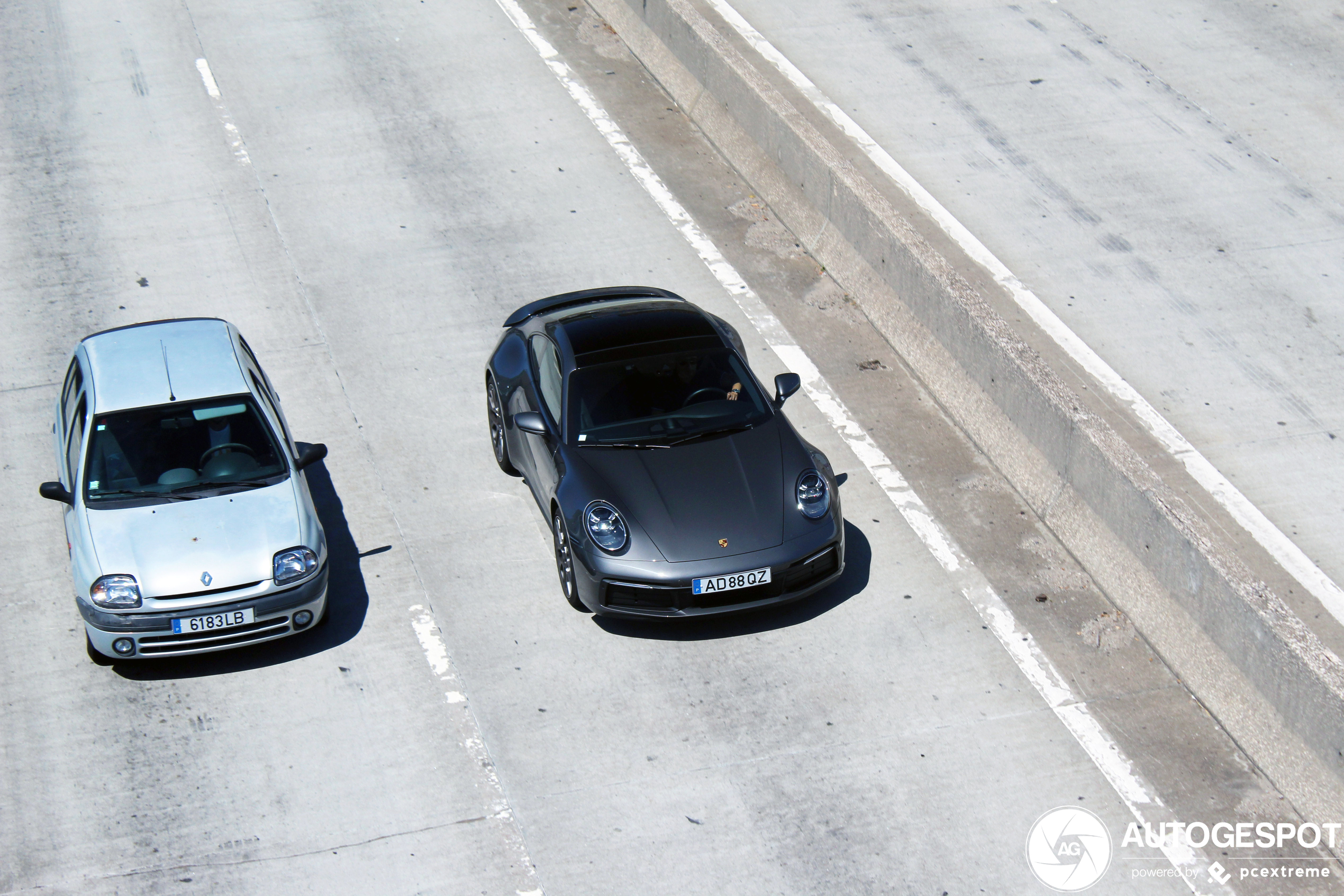 Porsche 992 Carrera S