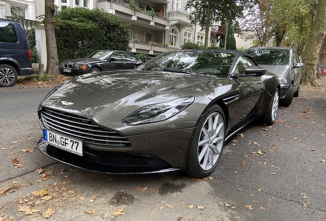 Aston Martin DB11 V8 Volante