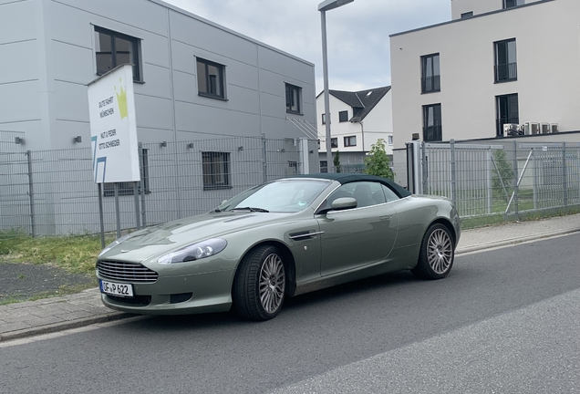 Aston Martin DB9 Volante