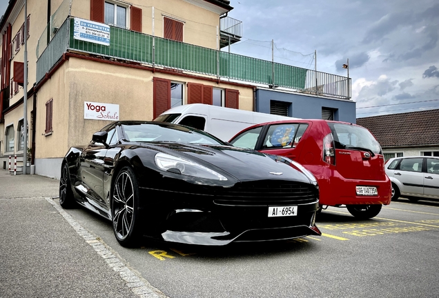 Aston Martin Vanquish 2013