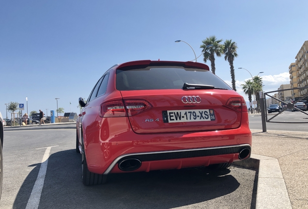 Audi RS4 Avant B8