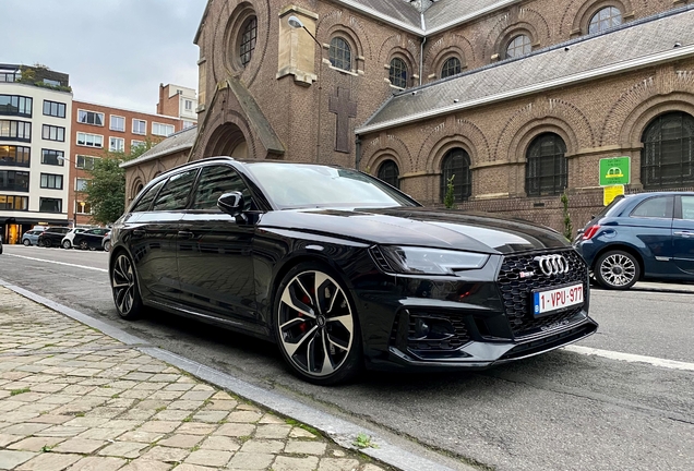 Audi RS4 Avant B9