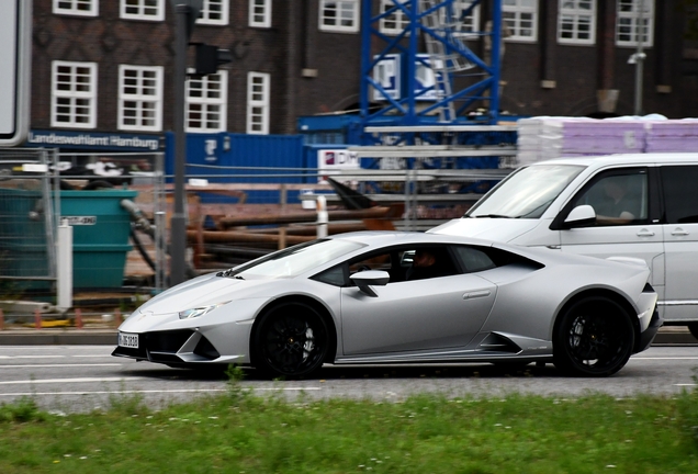 Lamborghini Huracán LP640-4 EVO