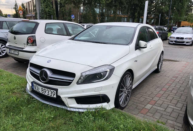 Mercedes-Benz A 45 AMG