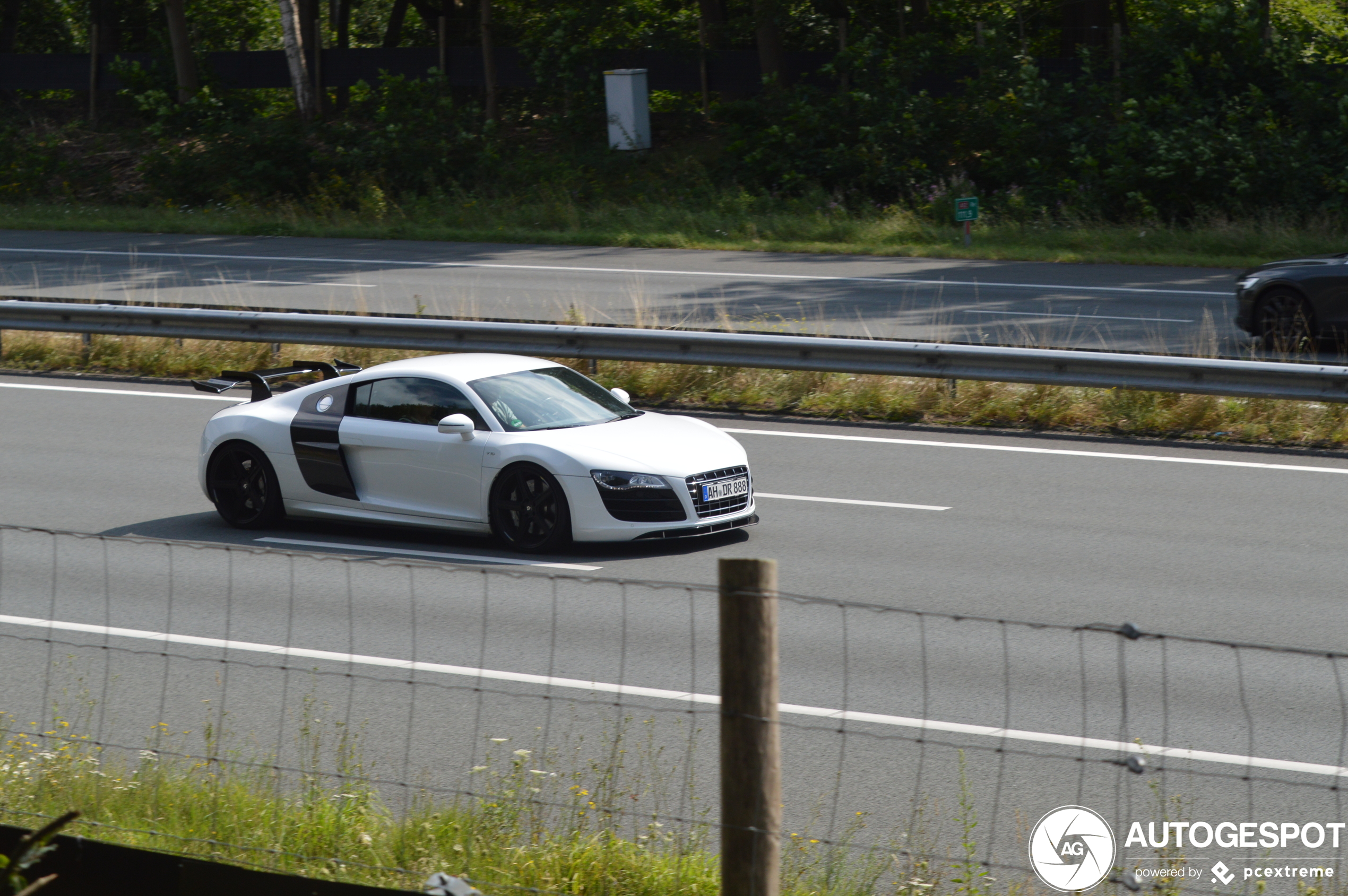 Audi MTM R8 V10