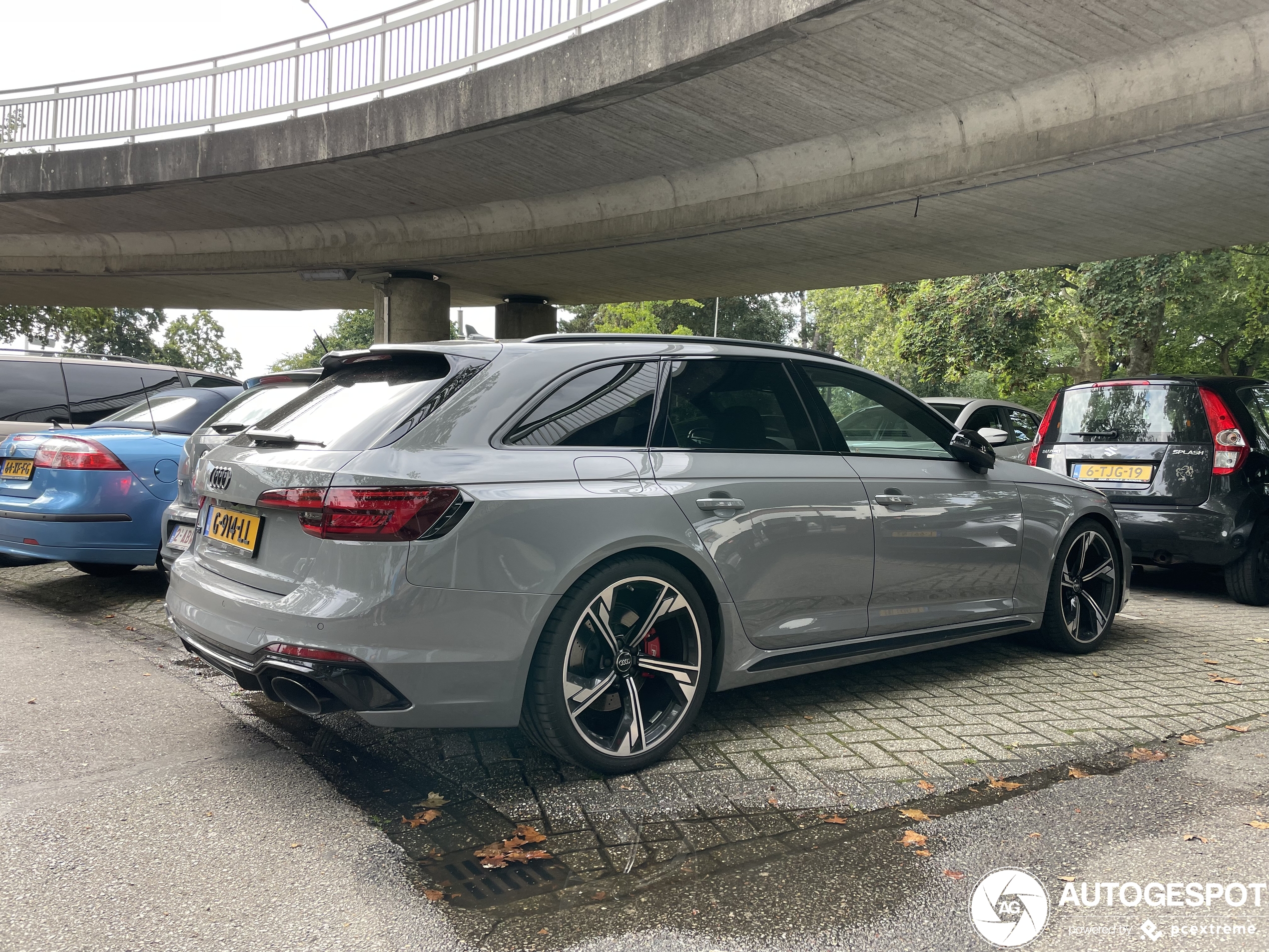 Audi RS4 Avant B9