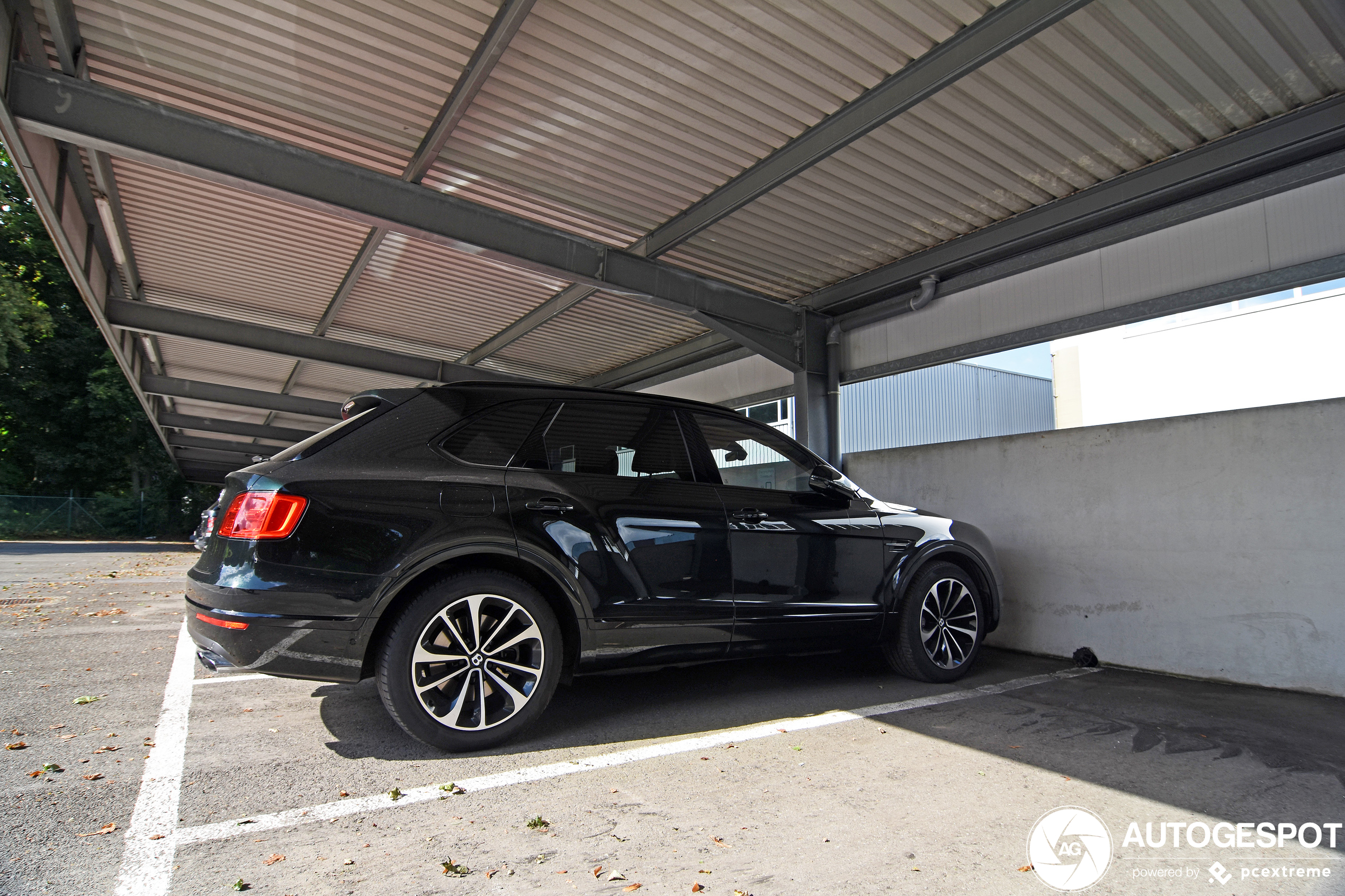 Bentley Bentayga V8