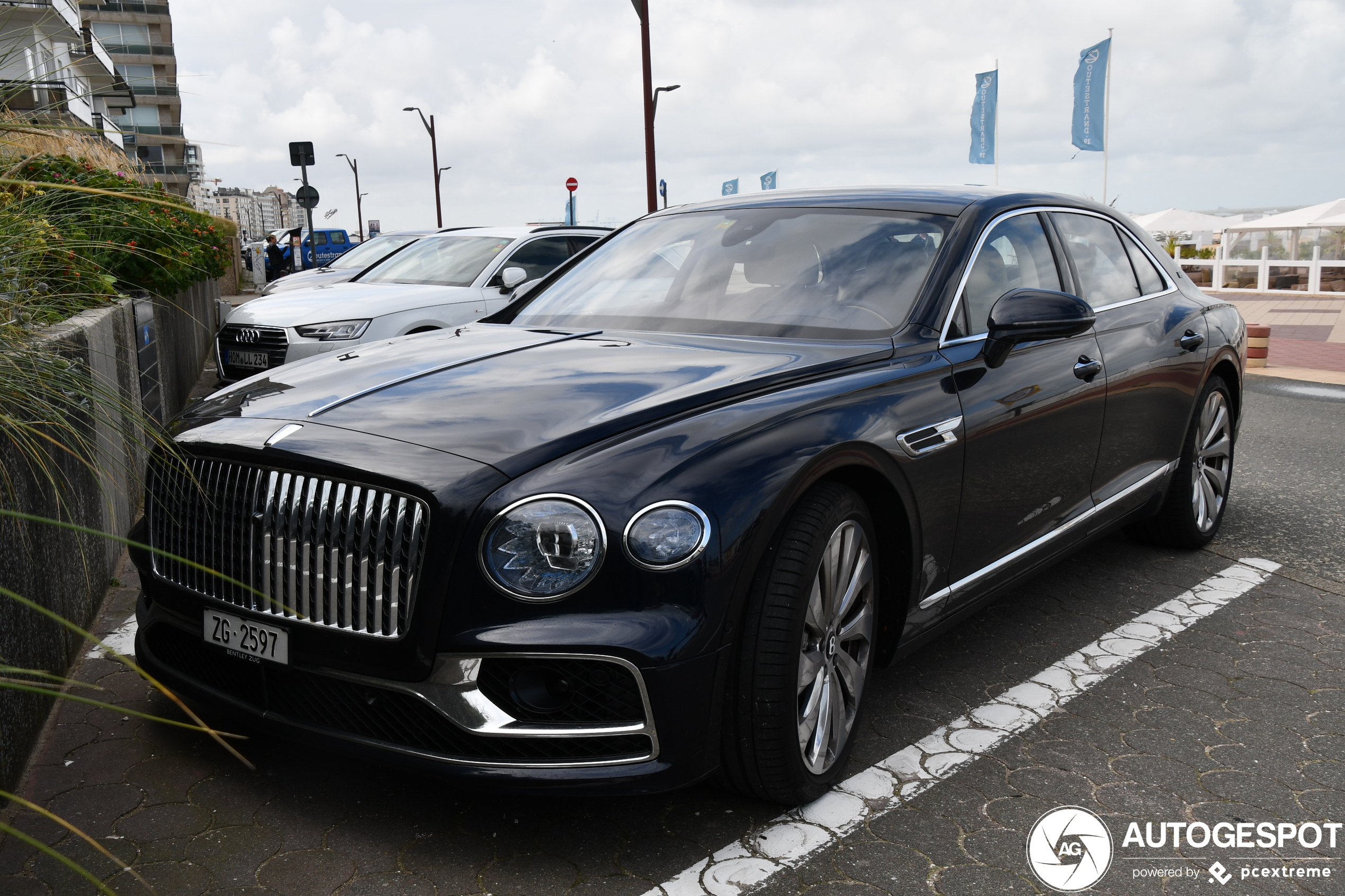 Bentley Flying Spur V8 2021 First Edition