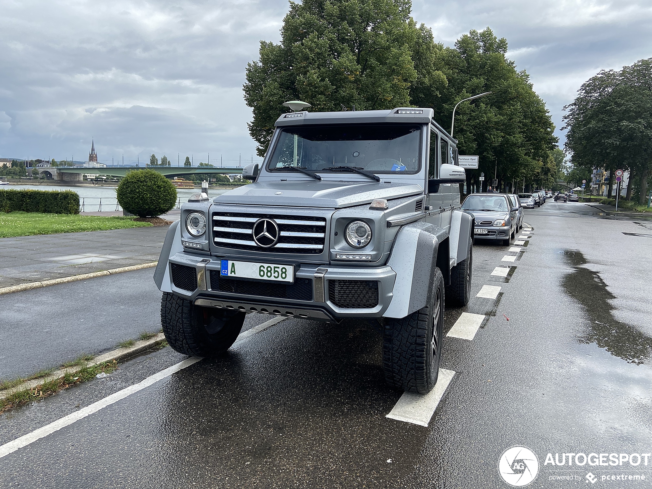 Mercedes-Benz G 500 4X4²