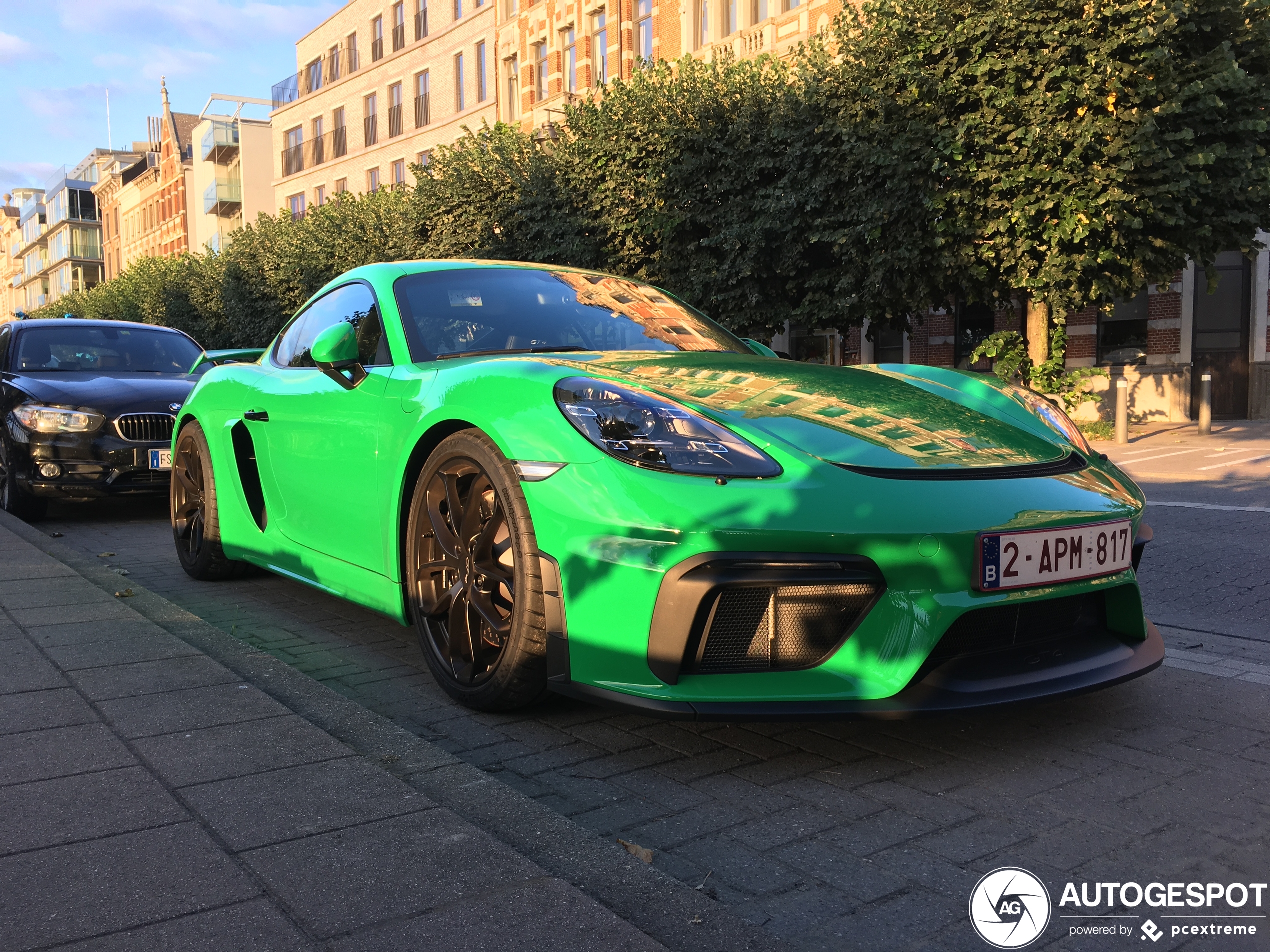 Porsche 718 Cayman GT4