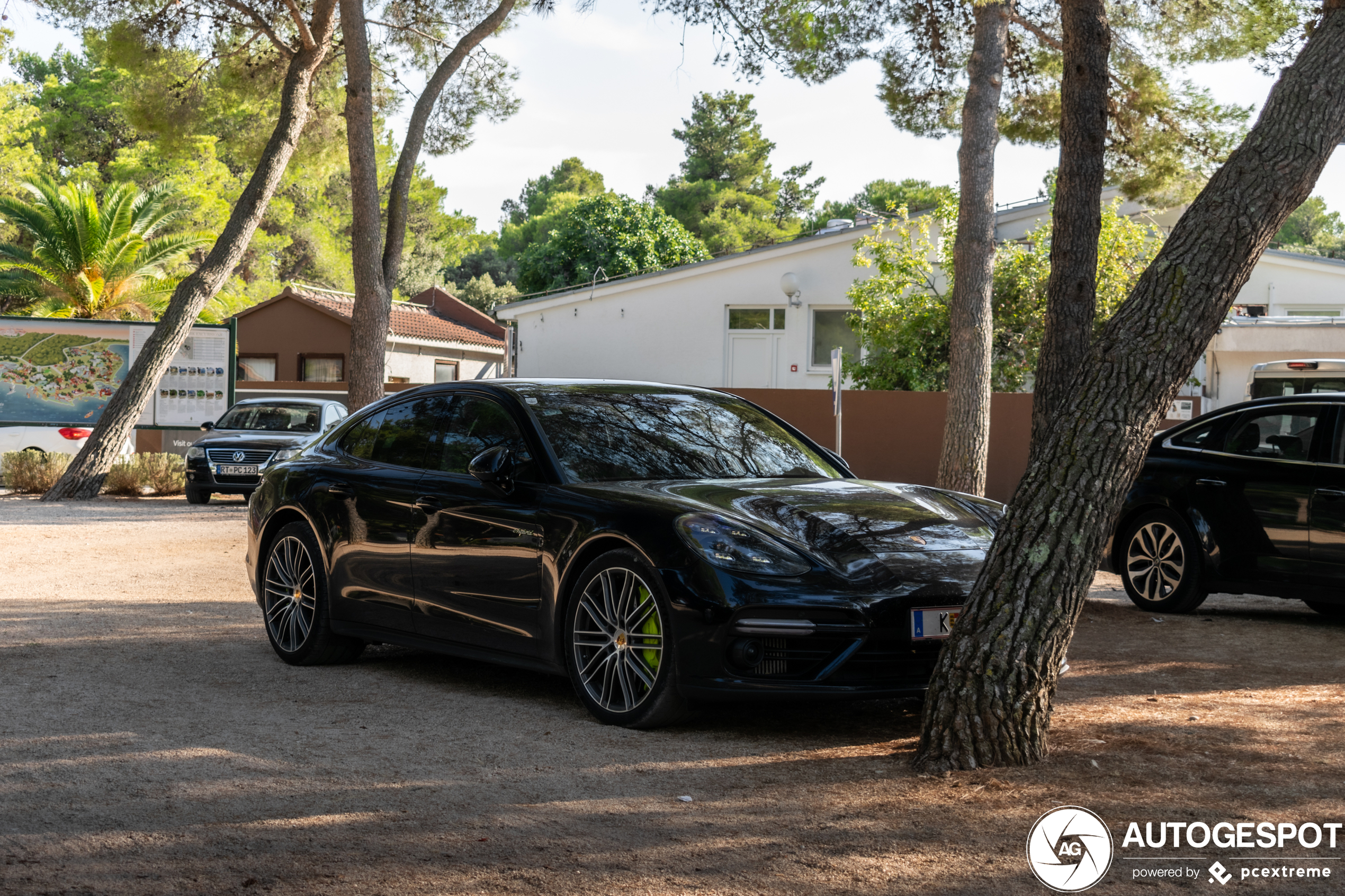 Porsche 971 Panamera Turbo S E-Hybrid