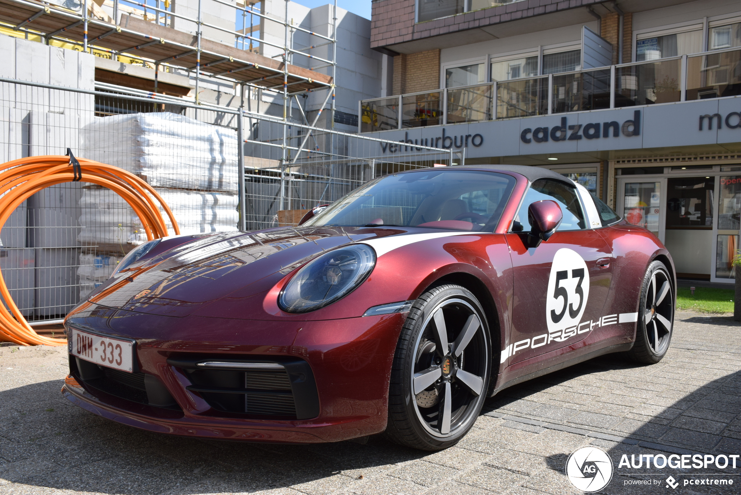 Porsche 992 Targa 4S Heritage Design Edition
