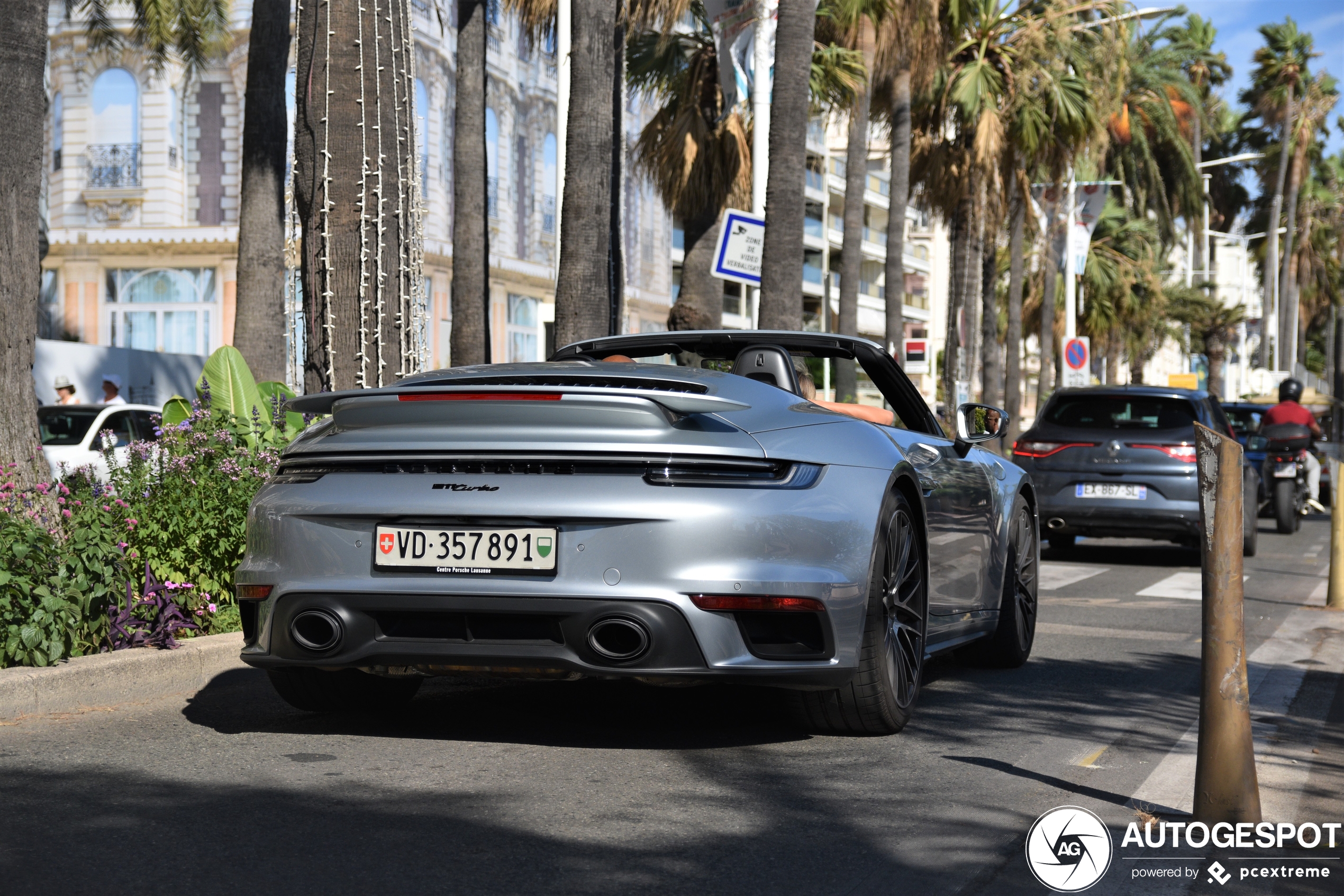 Porsche 992 Turbo Cabriolet