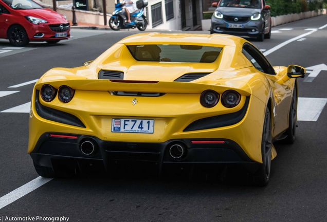 Ferrari F8 Spider