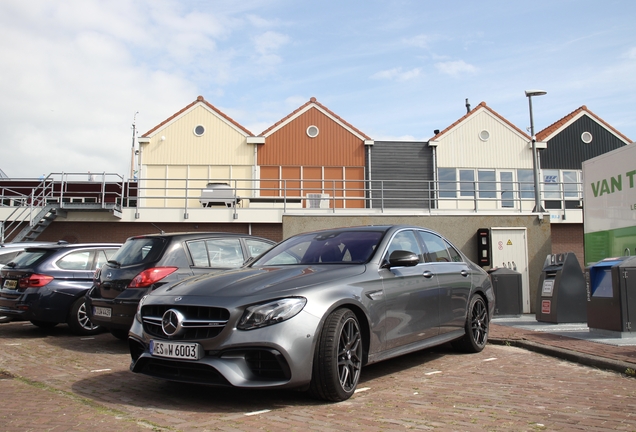 Mercedes-AMG E 63 S W213